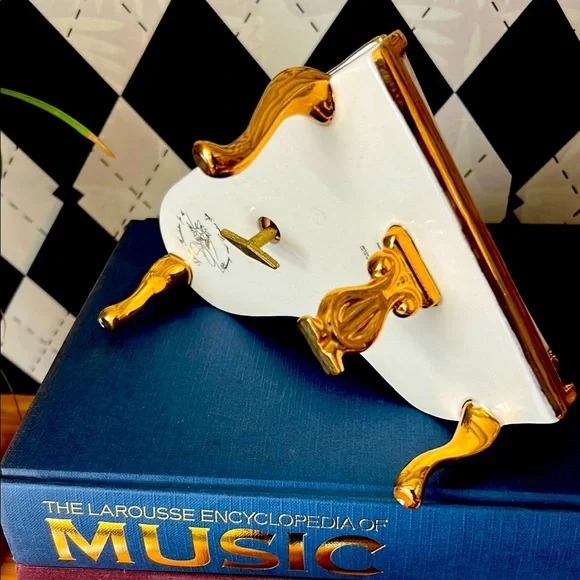 Music Box Liberace Piano | Porcelain | Rare | Luxury RARE Vintage | Collectible - Picture 15 of 17